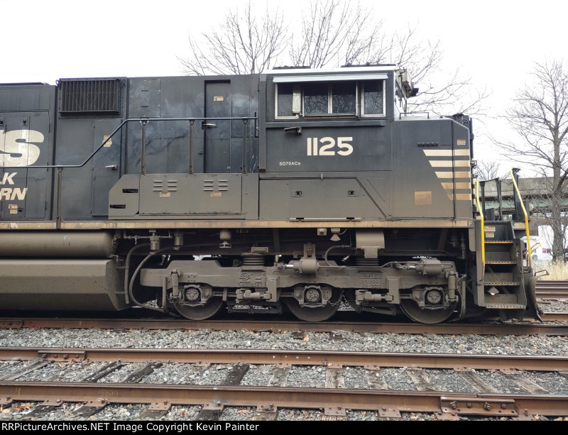 NS 1125